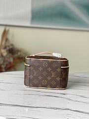 Fortok Louis Vuitton Nice Mini Toiletry Pouch Brown Monogram Canvas M44495 20x13.5x12cm - 2