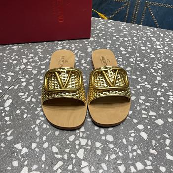 Fortok Valentino Garavani VLogo Signature Woven Slide Sandals Gold