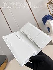 Fortok Louis Vuitton Zippy Vertical Wallet White Monogram Shadow Calfskin Leather M83381 10x19x2cm - 3