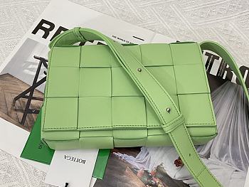 Fortok Bottega Veneta Cassette Bag Light Green 578004 23x15x6cm