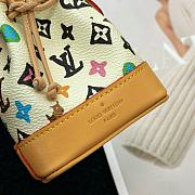 Fortok Louis Vuitton Micro Noe Bag White Keychain M00818 14x6.9cm - 4