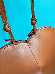 Fortok Alaia Coeur Love Bag in Tan 21x17x5cm - 5