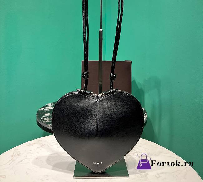 Fortok Alaia Coeur Love Bag in Black 21x17x5cm - 1