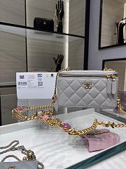 Fortok Chanel 22B Gem Chain Box Bag in Grey AP2937Y 17.x9.5x8cm  - 1