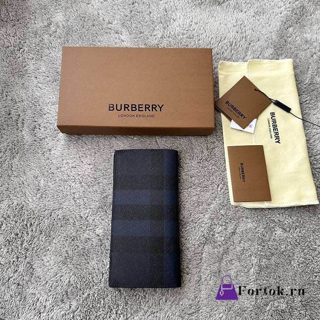 Fortok Burberry London Check Folding Long Wallet Dark Blue & Black 19x9.5cm - 1