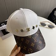 Fortok Louis Vuitton Classic Baseball Cap With Charm Black/White - 6
