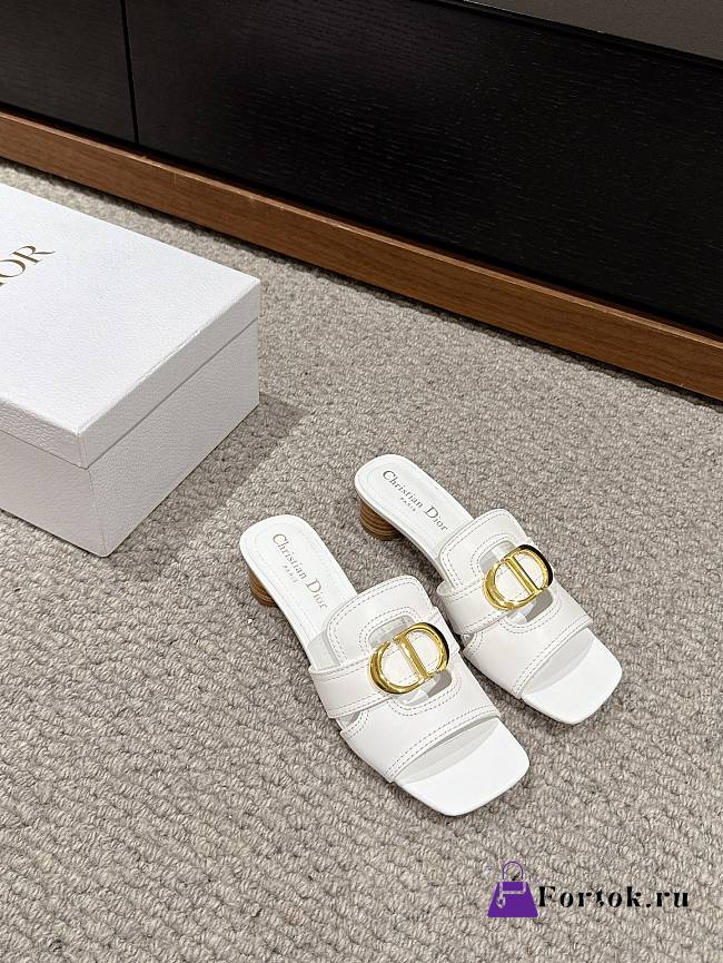 Fortok Dior 30 Montaigne Heeled Slides White Calfskin - 1
