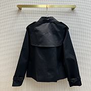Fortok Burberry Cropped Gabardine Trench Jacket in Beige/Black - 3