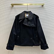 Fortok Burberry Cropped Gabardine Trench Jacket in Beige/Black - 2