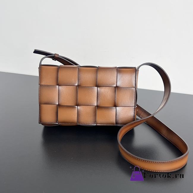 Fortok Bottega Veneta Cassette Bag Brown 708768 23x15x5cm - 1