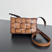 Fortok Bottega Veneta Cassette Bag Brown 708768 23x15x5cm - 1