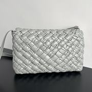 Fortok Bottega Veneta Rumple Messenger Bag in Grey 776519 30x23x7.5cm - 4