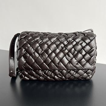 Fortok Bottega Veneta Rumple Messenger Bag in Fondant 776519 30x23x7.5cm