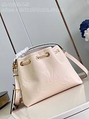Fortok Louis Vuitton Summer Bundle Bag Cream M25452 28x20x11.5cm - 1