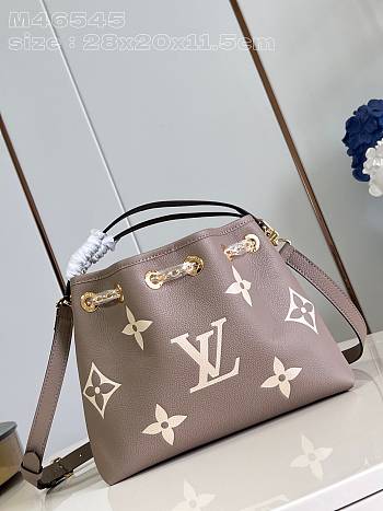 Fortok Louis Vuitton Summer Bundle Bag Biocolor Beige&Cream M25453  28x20x11.5cm