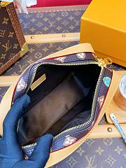 Fortok Louis Vuitton Envelope Messenger Bag Brown Monogram Craggy Coated Canvas M24820 23.5x15.5x8.5cm - 4