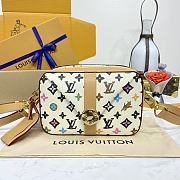 Fortok Louis Vuitton Envelope Messenger Bag White Monogram Craggy Coated Canvas M24820 23.5x15.5x8.5cm - 1