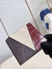 Fortok Louis Vuitton Muptiple Wallet White Color Burgundy Crocodile Skin Ostrich Leather M84689 11x9x1.5cm - 4