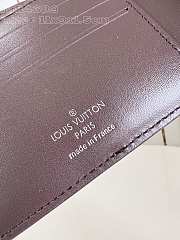 Fortok Louis Vuitton Muptiple Wallet White Color Burgundy Crocodile Skin Ostrich Leather M84689 11x9x1.5cm - 6