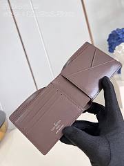 Fortok Louis Vuitton Muptiple Wallet White Color Burgundy Crocodile Skin Ostrich Leather M84689 11x9x1.5cm - 5