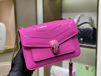 Fortok Bvlgari Serpenti Forever Shoulder Bag in Pink 289676 19x13x7cm