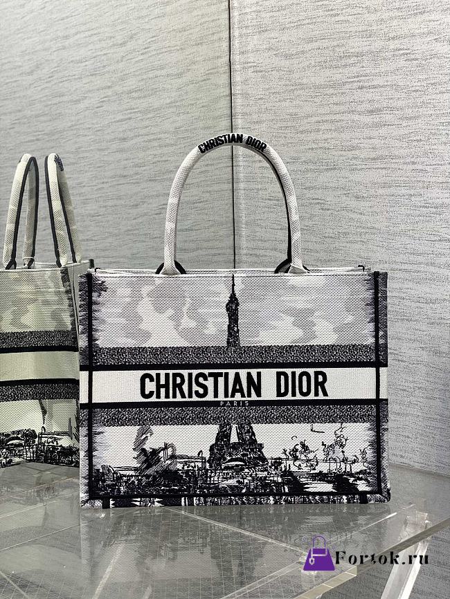 Fortok Dior Book Tote Eiffel Tower Embroidery White 36x18x28cm - 1