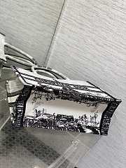 Fortok Dior Book Tote Eiffel Tower Embroidery White 36x18x28cm - 4