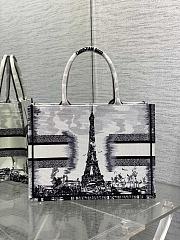 Fortok Dior Book Tote Eiffel Tower Embroidery White 36x18x28cm - 2