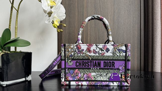 Fortok Dior Mini Four Seasons Flower Book Tote 21.5x13x7.5cm  - 1