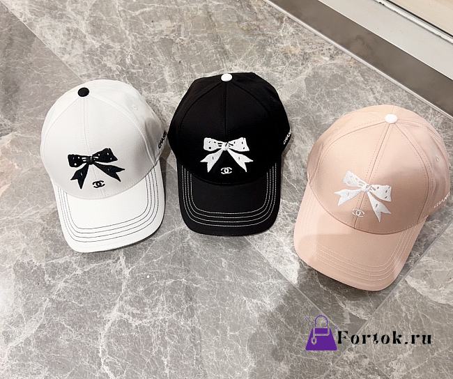 Fortok Chanel Bow Printed Baseball Cap Black/White/Pink - 1