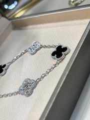 Fortok Van Cleef & Arpels Vintage Alhambra Bracelet, 5 Motifs Silver & Black - 5