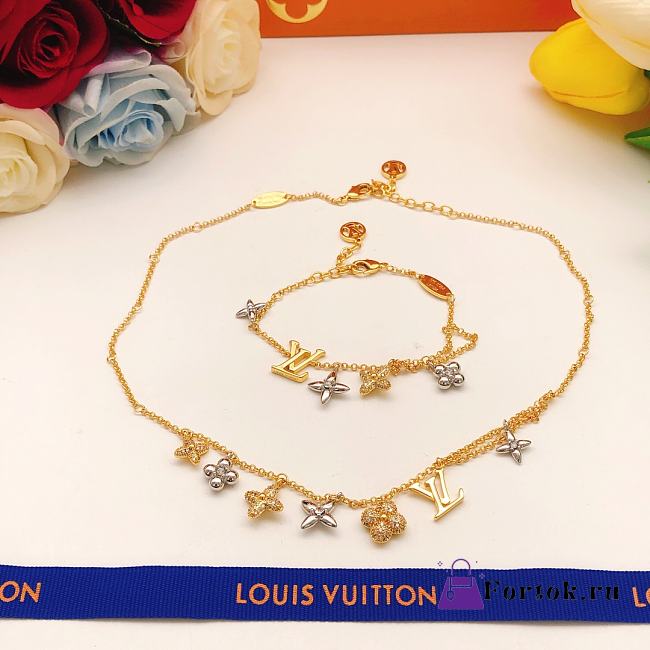 Fortok Louis Vuitton Flower Bracelet and Necklack Set LSL0032  - 1