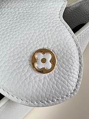 Fortok Louis Vuitton Capucines BB Bag White and Sailing Style Scarf M48865 27x18x9cm - 3