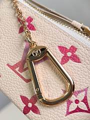 Fortok Louis Vuitton Key Pouch Sunrise Aquarelle M83506 12x7x1.5cm - 2