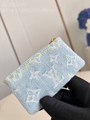Fortok Louis Vuitton Key Pouch Light Blue Denim M82961 12x7x1.5cm - 3