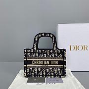 Fortok Dior Mini Book Tote Black Oblique Embroidery 23x17x7cm - 1