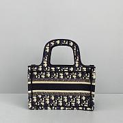 Fortok Dior Mini Book Tote Black Oblique Embroidery 23x17x7cm - 4