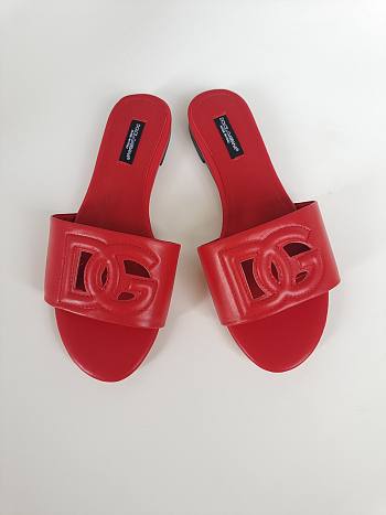 Fortok Dolce & Gabbana Red Leather Cut Out Flat Slides