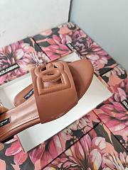 Fortok Dolce & Gabbana Brown Leather Cut Out Flat Slides - 5