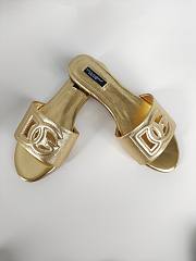 Fortok Dolce & Gabbana Gold Leather Cut Out Flat Slides - 5