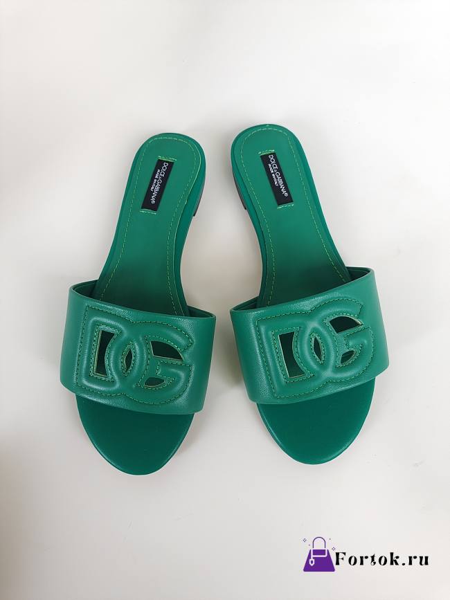 Fortok Dolce & Gabbana Green Leather Cut Out Flat Slides - 1