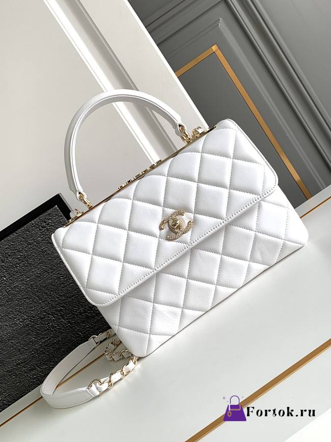 Fortok Chanel 24S Trendy CC White Lambskin White 20x8x15cm - 1