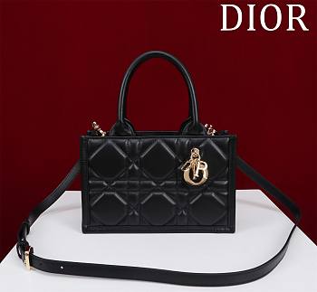 Fortok Dior Cannage Pattern Tote Bag in Black with Shoulder Strap 22x13x7.5cm