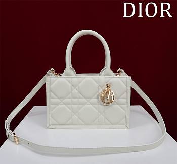 Fortok Dior Cannage Pattern Tote Bag in White with Shoulder Strap 22x13x7.5cm