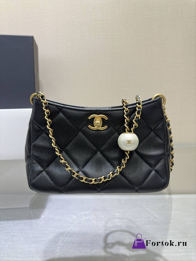 Fortok Chanel 24C Pearl Ball HoBo Bag Black 13x18x7cm - 1