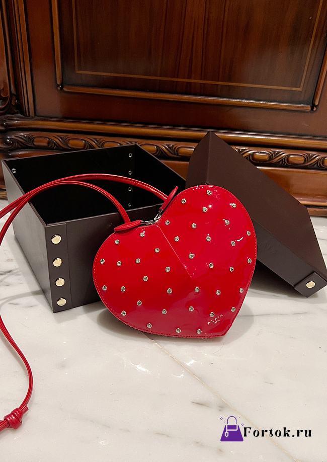 Fortok Alaia Coeur Diamond Love Bag in Red Patent Leather 21x17x5cm - 1