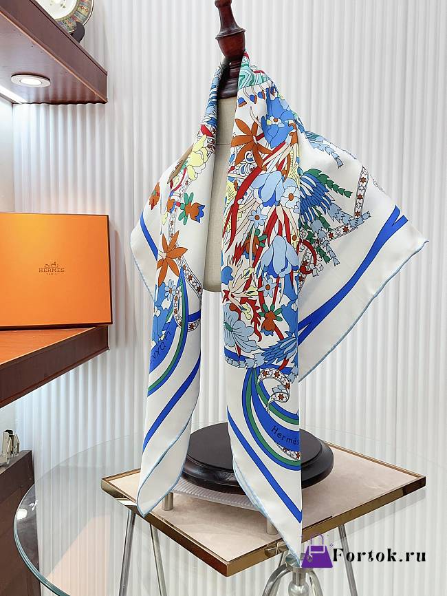 Fortok Hermes Spring Dance 90 Scarf 90x90cm - 1