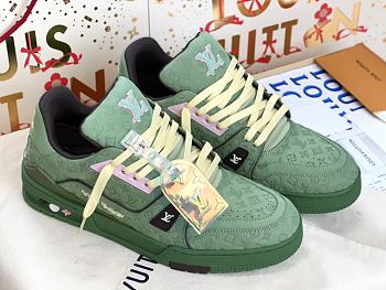 Fortok Louis Vuitton Trainer Sneakers Monogram-embossed Nubuck Calf Leather Green