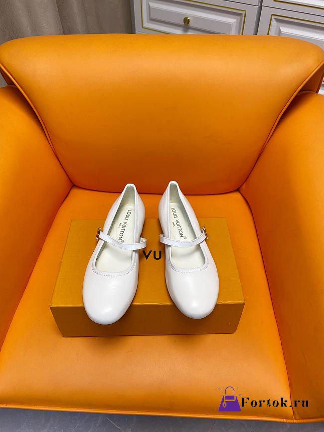 Fortok Louis Vuitton Romy Flat Ballerina White - 1