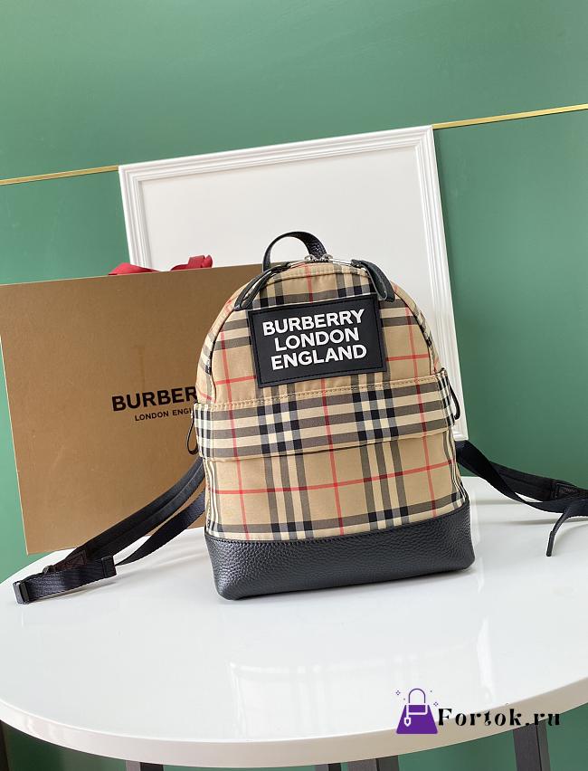 Fortok Burberry Classic Backpack 23x30cm - 1